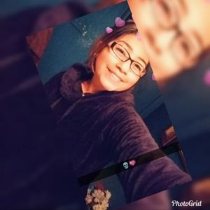 Meet your Posher, Isabel